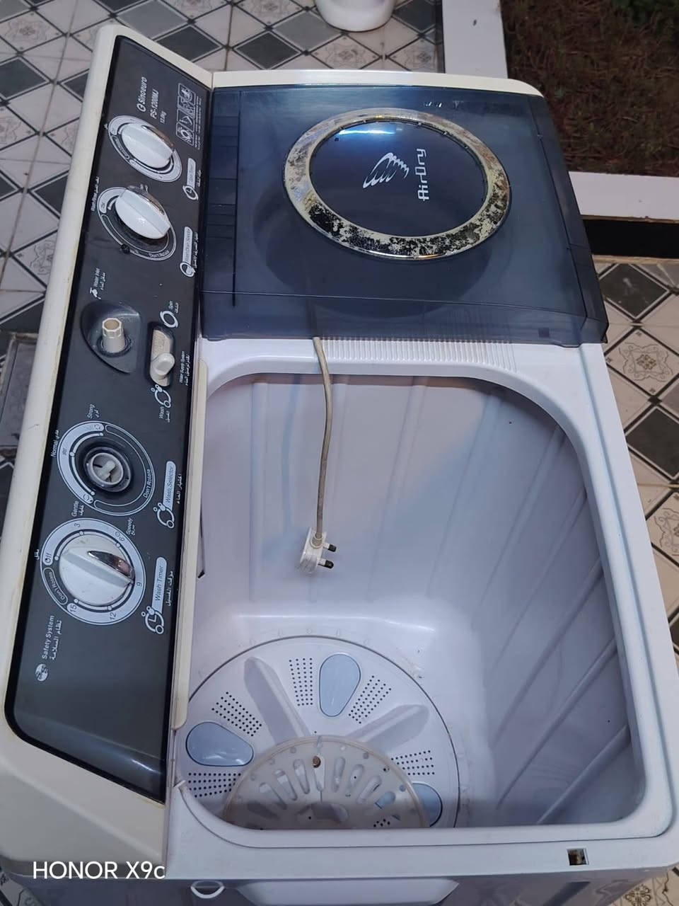 غساله للبيع 12كيلو السعر $100
للإستفسار اتصال ***********
