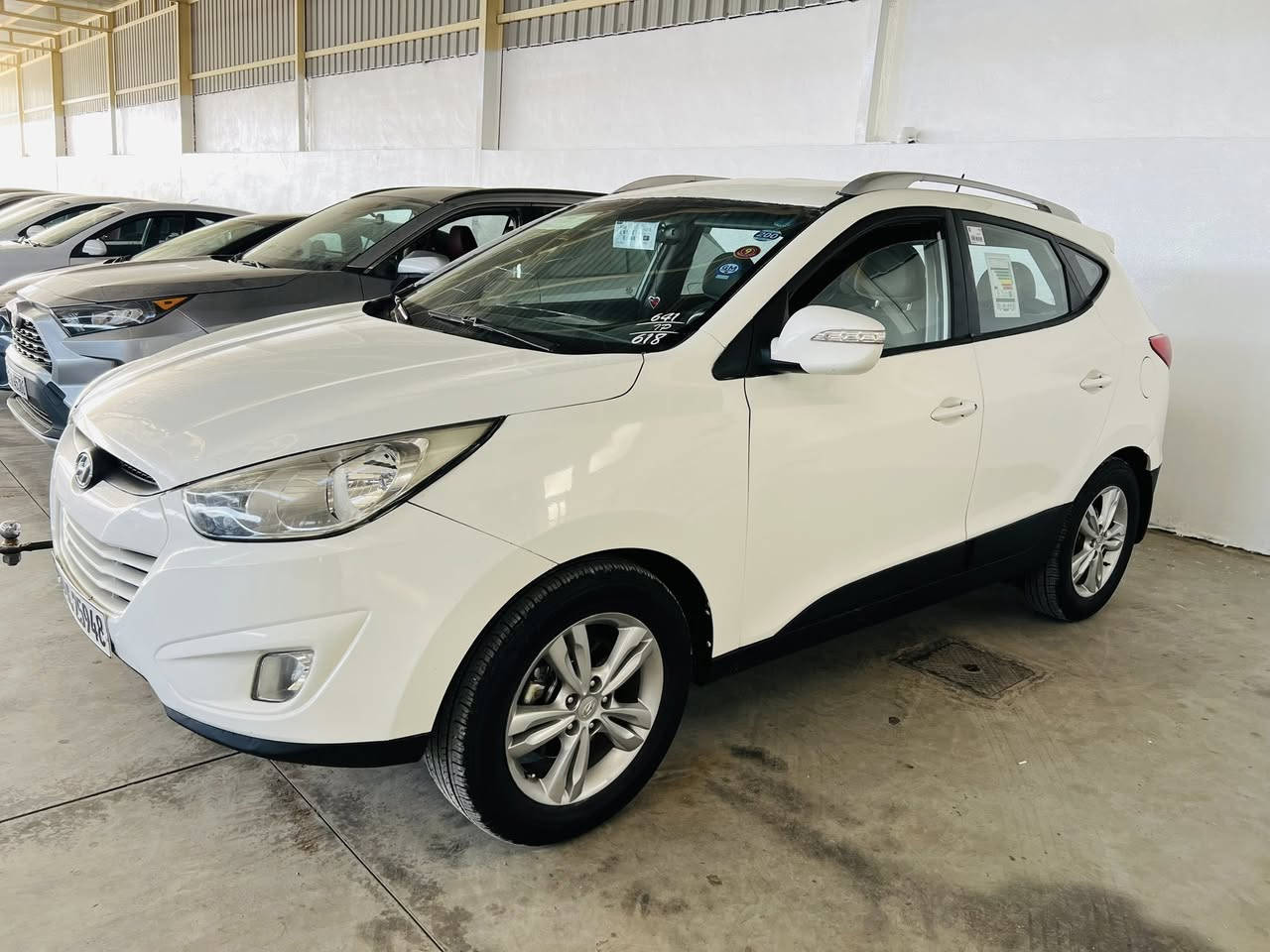 توكسون موديل 2011 كير توماتيك خليجي  رقم و سنه ويه جديد لي2026 سياره مصبوغة عام تاكية علا صفحة نفر  كدام و ورا كبس بدون دواخل بشرط  حتا ايرباگ هم بشرط تايات جديد كير ومحرك بشرط
جاهزه عنوان دهوك بردرش معرض الاصدقاء سعر 107$$ورقة و مجال قليل رقم موبايل ***********
