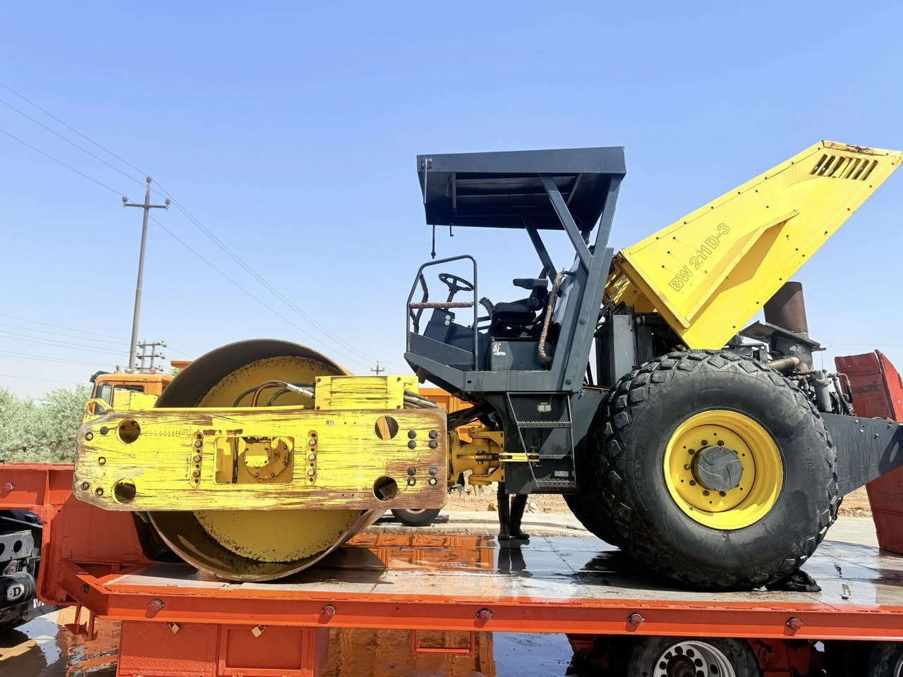 سلام عليكم حادله البيع موديل ٢٠٠٤رقم بغداد هاذه الجديد مكفوله وخير من الله الستفسار ***********
