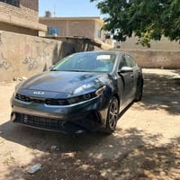 للبيع  كيا فورتي 2024 السعر 125 بدون رقم حادثها تبديل بنيد  وكلير من ا...
