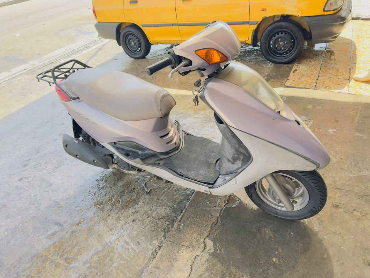 السلام عليكم شباب لبيع دراجه بريز
***********
