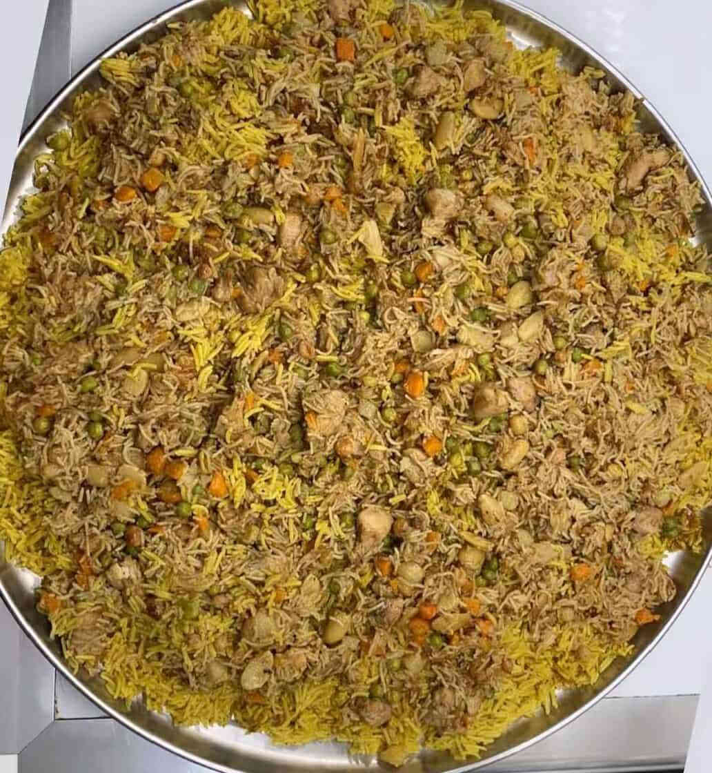 السلام عليكم
مكلف انشاء الله تكونون سبب برزق هاي العائلة وهاذ شغلهم كدامكم وربي يرزق الجميع 

الي يحب يتواصل وياهم 

واتساب فقط:_  ***********
