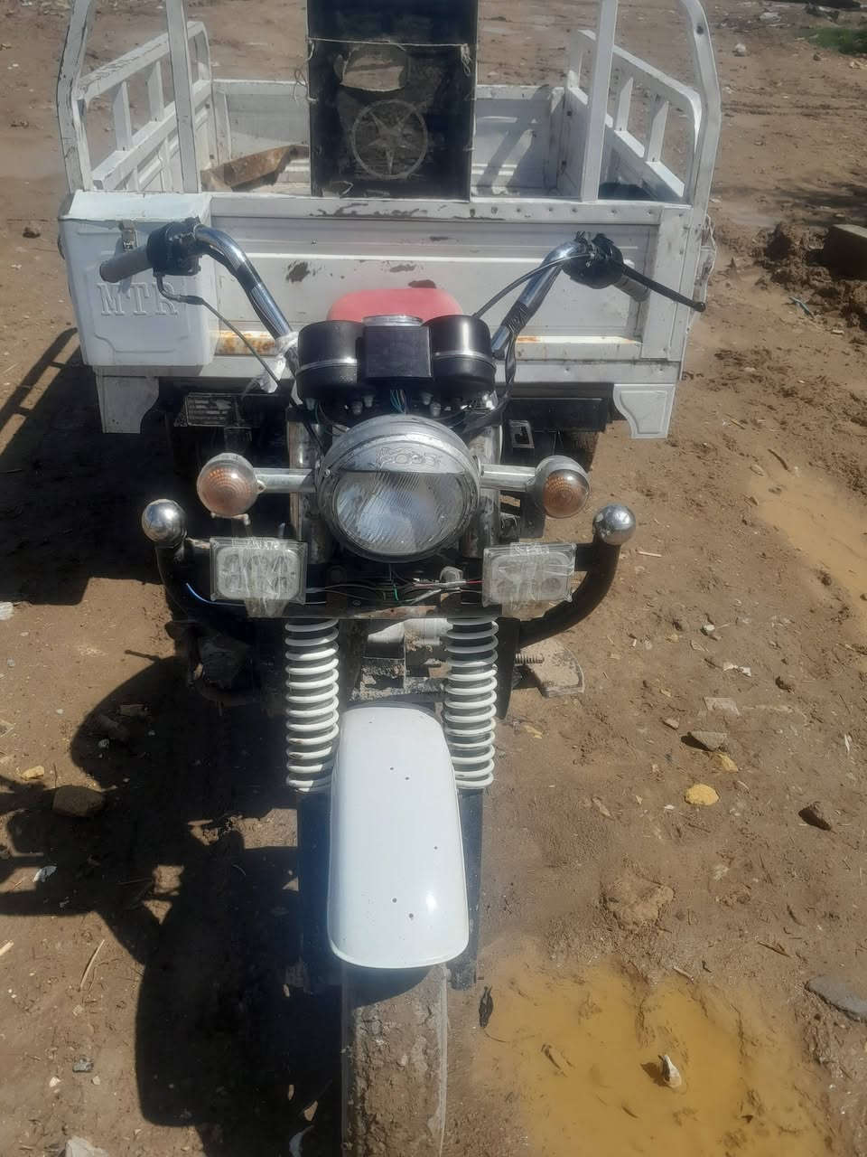 السلام عليكم  ستوته للبيع  موديل  ٢٠١٦  اوراق  كامله  كهربائيات  كلهه  شغاله  مكاني  قضاء النصر  السعر  مليون و٤٠٠ وبيهه مجال   وأذا اكو مراوس  بموديل  اقل  عادي اراوس  ويطيني  فرق    استفسار  خاص


**إذا كنت صاحب هذا الإعلان وتريد حذفه لأي سبب، رجاءا أرسل رسالة إلى الدعم الفني**