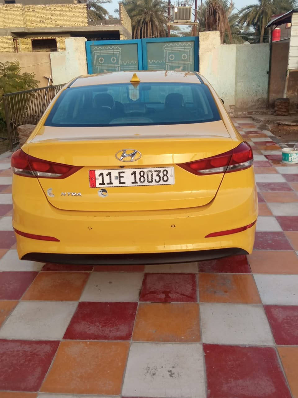 السلام عليكم 
النترا 2018 رقم بغداد بآسمي 
مصفرة من كلشي تحويل مباشر
صور الحادث بالمنشور بدون ايرباك
فووول مواصفات لمتدد
مكان السيارة الحلة شارع 60
***********
