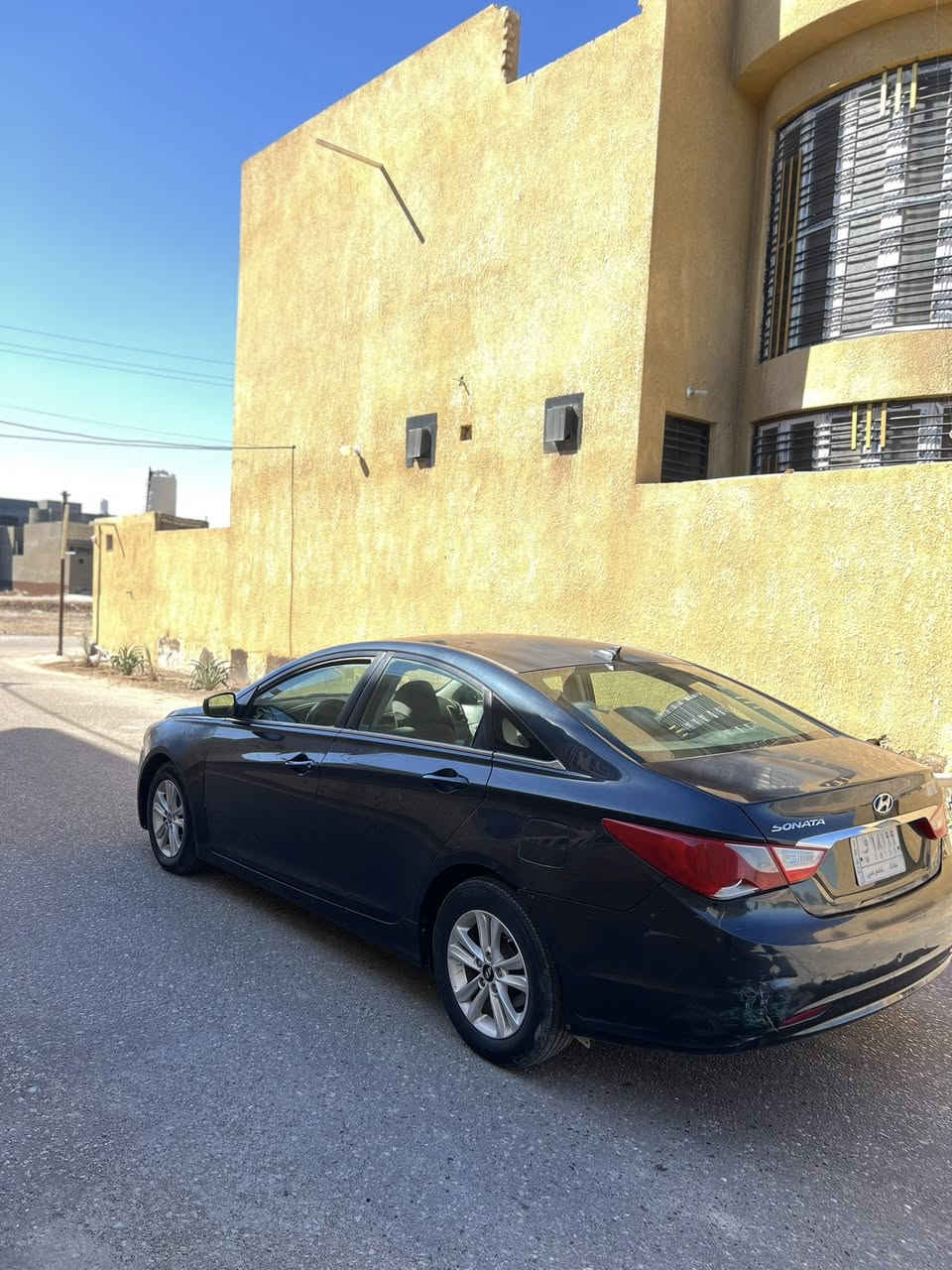 سلام عليكم سوناتا2013كير ومحرك وحدادية كفاله تخم تاير جديد مال جناي جاهزه الاخير تبريد شغال  بيها3قطع صبغ فقط رقم بغداد 
السعر93وبيها مجال لشراي 
الاتصال***********
مامتواجد بلخاص 👆👆
مواصفات السياره 
نص فول غني عن التعريف
