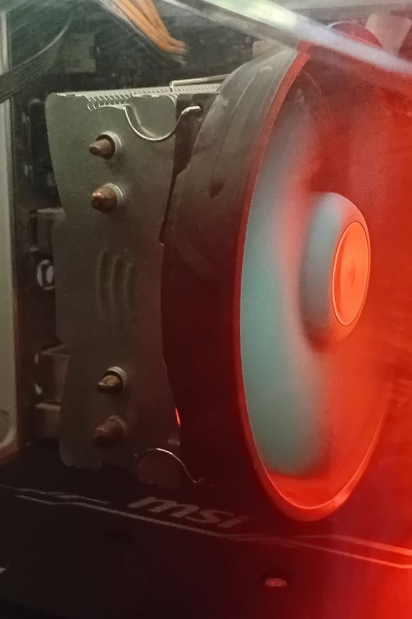 السلام عليكم عندي معالج i5 10400f و مذربورد h410 asrock و وياها مبرد هوائي  بيع او مراوس ب كومبو ثاني مذربورد b450 من براند معروف واي معالج رايزن 
السعر خاص 
وهذا رقمي ***********
