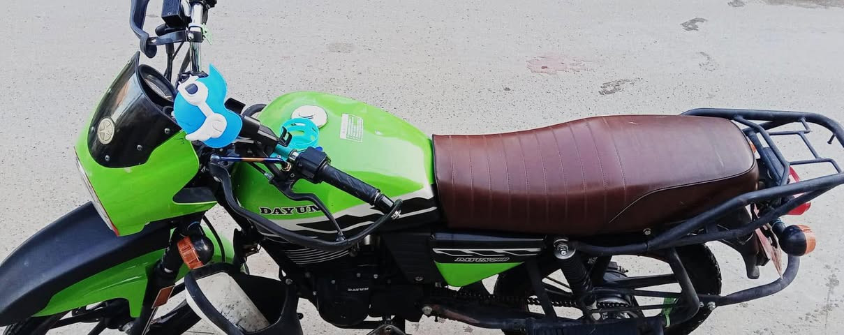 السلام عليكم دايوان للبيع  جبلي مرقم بغداد بعدها باسم الشركة مكينة ٢٠٠ دراجة نضيفة خير من الله ***********
