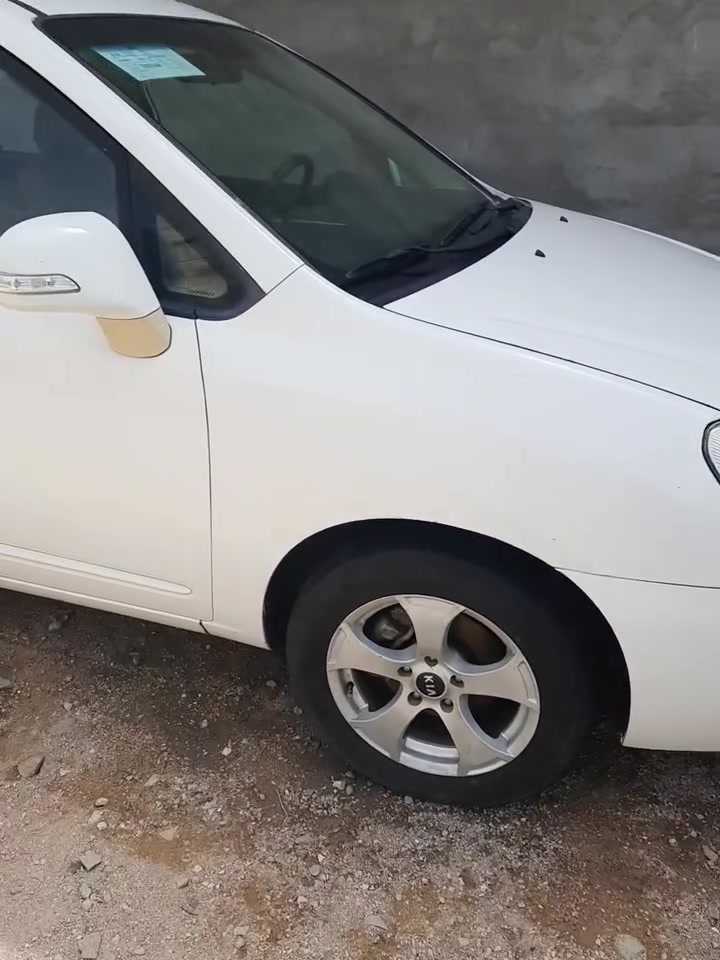 السلام عليكم  كيا كارنز 2011  خليجي رقم بغداد
كيا كارنز 2011 خليجي  7 راكب 

محرك 2000 دوش سيارة حلوة 

تحكم ستيرن جهتين

 تبريد ثلج كلشي  واضح  بالمنشور  

بيها صبغ حزام  سونار  موجود  وجديد 

 ابيع شرط تحويل  بعد الاتفاق عقد مروري  مباشر 

سعر  100 ورقة

مكان بغداد 

للإستفسار  *********** واتساب
