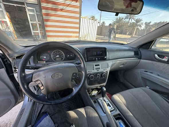 السلام عليكم  للبيع او مراوس فورتي اوبتيما سوناته مضلع 
سوناته2006 
سته 6 سلندر 
رقم دولي بسمي 
سياره حلوه وكاعده
ماناقصها اي شي 
ماعدى المكينه بيها  موكلش صافيه  
السياره مصبوغه حزام 
ماشيه 165000
تخم تاير جديد 
صدر جديد السياره 

السعر 88 ورقه وبيها مجال قيل 
رقم الهاتف *********** 
والي مايعجبه خالي يكرمنه بسكوته افضل وشكرآ
