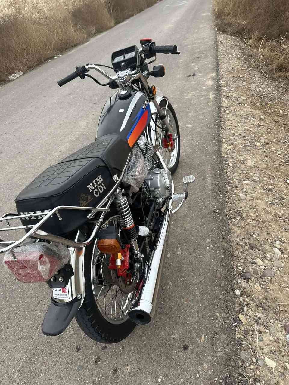 السلام عليكم دراجه نامه وراق صولي موديل24 دراجه ما شاء الله عليك بها ديسك مكاني ابقداد تاجي السعر 800وبيهفي مجال هذا رقم ***********
