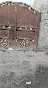 دار للبيع • بنزلة ياسر خليفة • ٣٧٥م