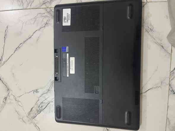 ❤☺•• آڵسَـِْ♡̨̐ـِْڵٱمَ ؏ـلـِْ♡̨̐ـِْيّيّگمَ ••☺❤  
حاسبة DELL 
معالج i7 HQ -6th 
رام 16G 
هارد  G256 SSD
كارت شاشه خارجي 4K FHD
خللها الوحيد الشاشه سوده من الطرف 
سعرها 250 الف مكاني كربلاء 
للاستفسار التواصل مع الرقم 
*********** واتساب او اتصال
