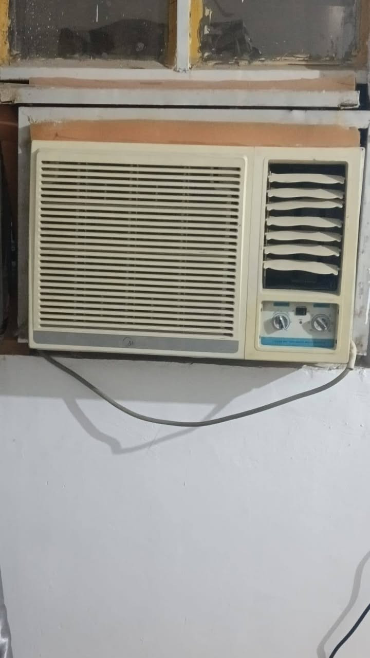 السلام عليكم مكيف طنين مديا باب الاول تدفئه وتبريد مشحون غاز فقط نظيف جدا السعر250قفل العنوان بغداد الشعب بيع مستعجل


**إذا كنت صاحب هذا الإعلان وتريد حذفه لأي سبب، رجاءا أرسل رسالة إلى الدعم الفني**