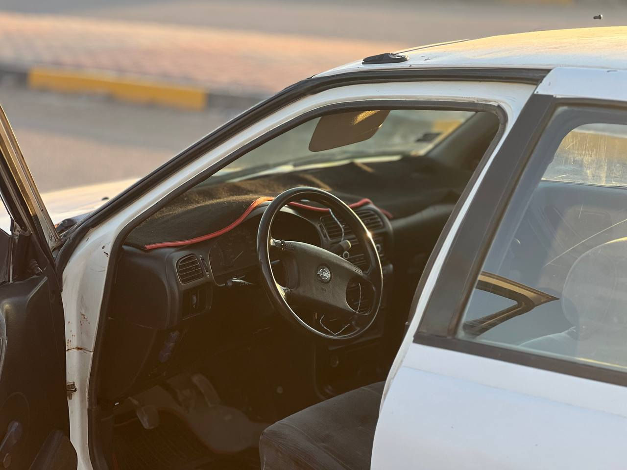 السلام عليكم نيسان سني للبيع أو مراوس موديل 91  سيارة جاهزة من كير ومحرك وصدر تخم تاير ويل كب كهربايات كلهة شغاله  شاديله. محرك حاويه 1600 كير عادي رقم نكليزي مكاني بغداد أبو غريب سعر 35 تفاصيل اكثر : ***********
