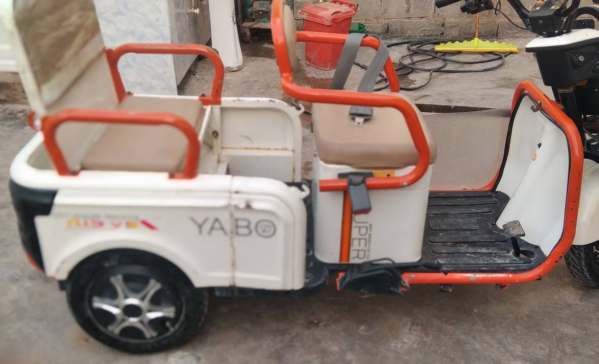 يوجد واتساب ***********
