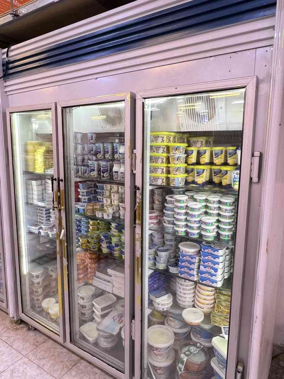 برادات عمودية عمل
ثلاثي مليون ونص 
رباعي مليونين 
***********
