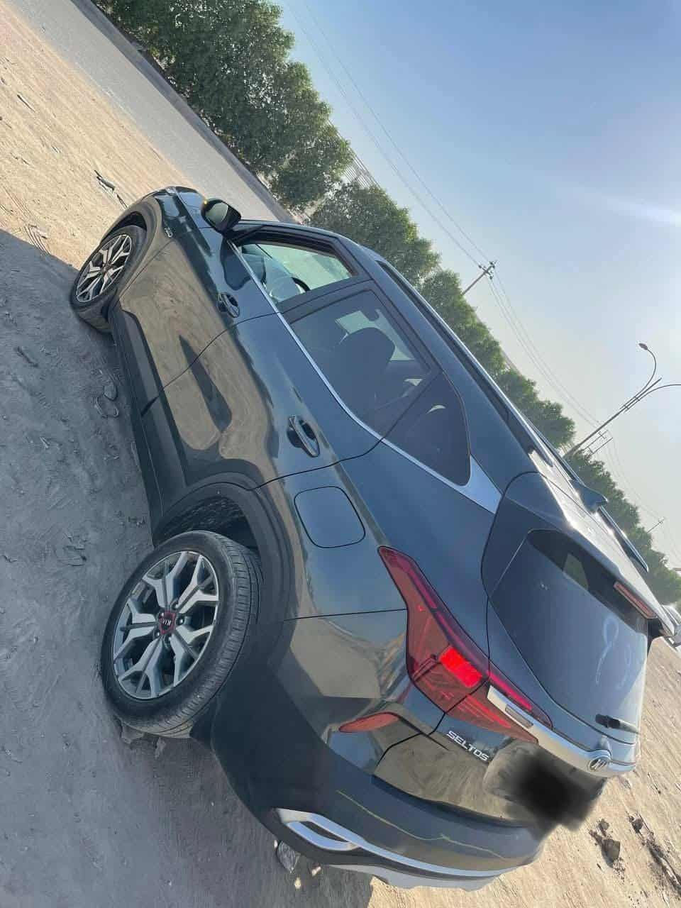 ‎كيا سليتوس 21 وارد امريكي دفع رباعي 4×4 دشبول لون ازرق

‎لايت 5 عدسات

                                                          LED امامي خلفي

‎اشاير بالمري .مع مري كهرباء ورادار 

‎((مانع انحدار ومانع انزلاق ومثبت ستيرن وقياده ذاتيه))

‎محرك 1600 تيربو ✈️

‎3انظمه قياده normal.sport.mod

‎تدفئه كشنات 3 وضعيات

‎تحديد مسار ذكي

‎رادات أمامية خلفية جانبية وتوقف طوارء

‎شاشة كبيرة 

‎تحكمات مقود وتطعيم كامل للسياره بيانو بلاك ابواب كشنات 
تطعيم جلد بلاد
حادثها جاملغ وبنيد 
ماشيه 30 الف 

‎مكان حله شارع 40

‎مرقمه بابل باسمي

‎السعر 139 مجال بسيط 

***********
