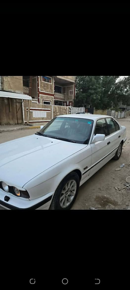 سلام عليكم بي ام 525 مديل 89  رقم بغداد بسمي سياره كامله من كلشي نقص بس تبريد  مصبوغه حزام جماليه كير اتو محرك مفتوح السعر 53
مكاني بغداد الشعب موبايل ‏‪***********‬‏
