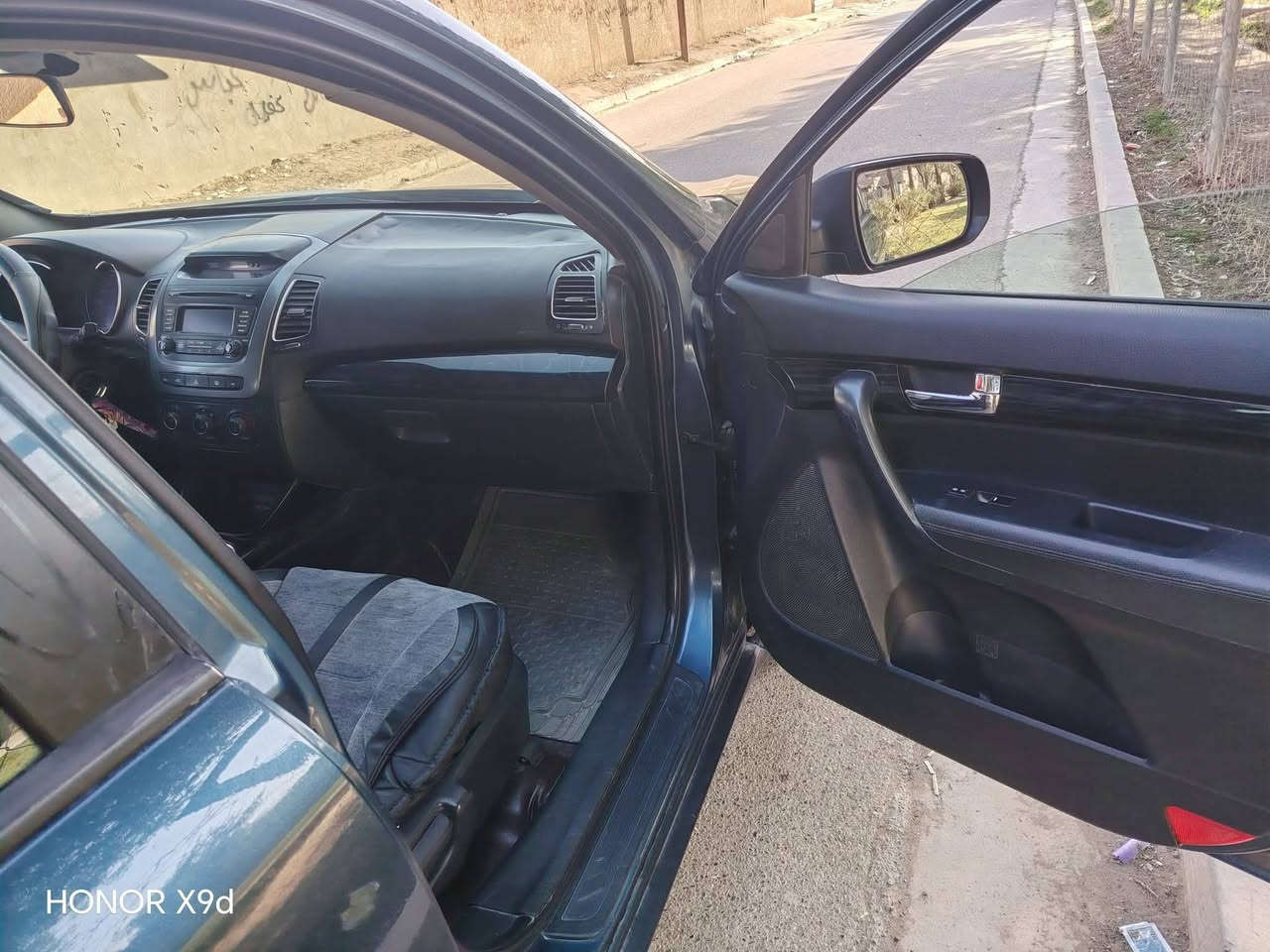 يالله السلام عليكم اخوان سياره مديل 15 بيه4  قطع صبغ ابيع حزام كفاله من الكص والحادث أمريكا جاملغ وبنيد مكينه 4سلندر رقم ذي قار سعر105 وبيها مجال قليل للشراء مكاني بغداد الرصافه بيع فقط ماراوس
*********** واتساب
ا
