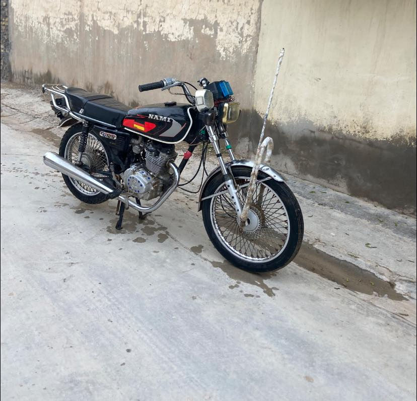 سلام عليكم  مكلف بل نشر 
دراجه تايكر موديل 2021 اوراق كامله محرك نضيف كهربائيات كلها شغاله السعر 360 وبيه  مجال  نكره لايت هورن نضيفه مال جناي نضافه كماله موضح في التصوير كلشي جدامك  مكاني ديالى بعقوبه ناحية العباره. 
رقم الهاتف ***********
