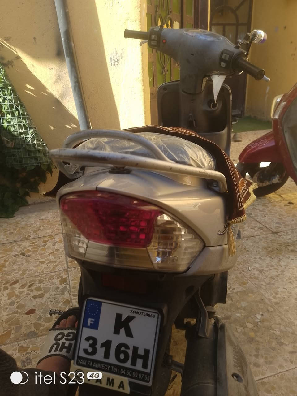 السلام عليكم ماكس منغوالي للبيع ماصرلها هواي من طالعه رمبه الدراجه بلاديه49 مكينه  مكينه ما مفتوحه الدراجه كلها ختم واحد وي المدينه شلعه اومعدل خير من الله مابيها ايي نقص سعر خاص متواجد خاص رقم بي وتساب***********
