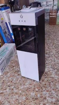 براد ماء • عامودي • ٣ حنفيات