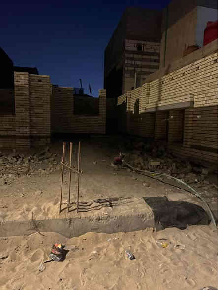 هيكل للبيع بناء طابوك
مساحه 200
طابو زراعي عراقي 
الهيكل على شارع تبليط مباشر 
السعر 125
العنوان  #ابو الخصيب _عويسان
تسلم هيكل كامل صب رباط وسطح
*********** البصرة
