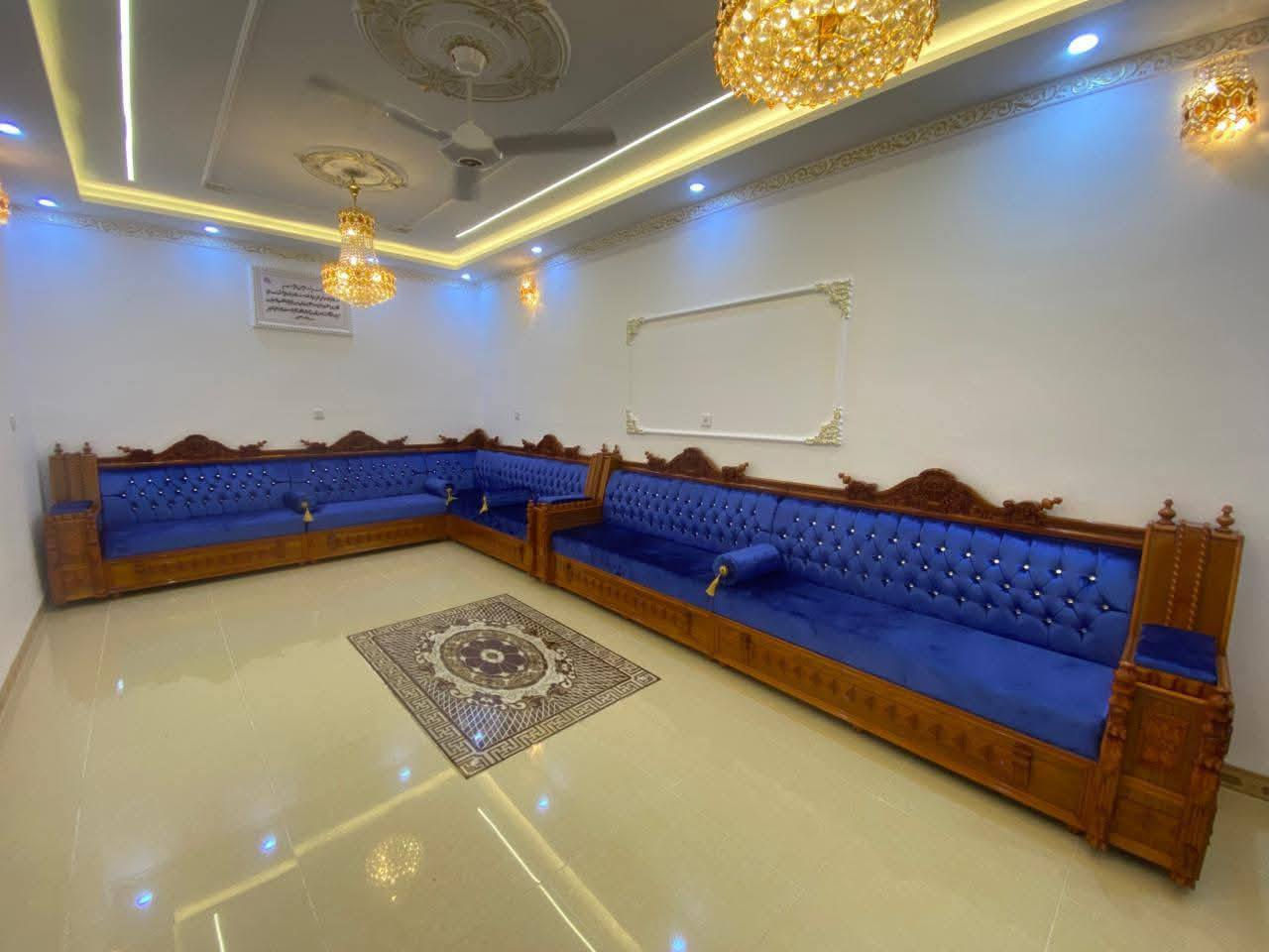 #بخيت_للستائر_والدواوين
عمل كافة دواوين زان وصاج ملكي مودرن 
بي كافة موديلات وحسب طلب بي تفاصيل دقيقه من شخب وسفنج والقماش وتميز في العمل 
عنوان تكريت مقابل تقاطع الساعة 
يوجد نقد +قسط ع منصة 
رقم هاتف 
وتساب ***********
اتصال ***********
