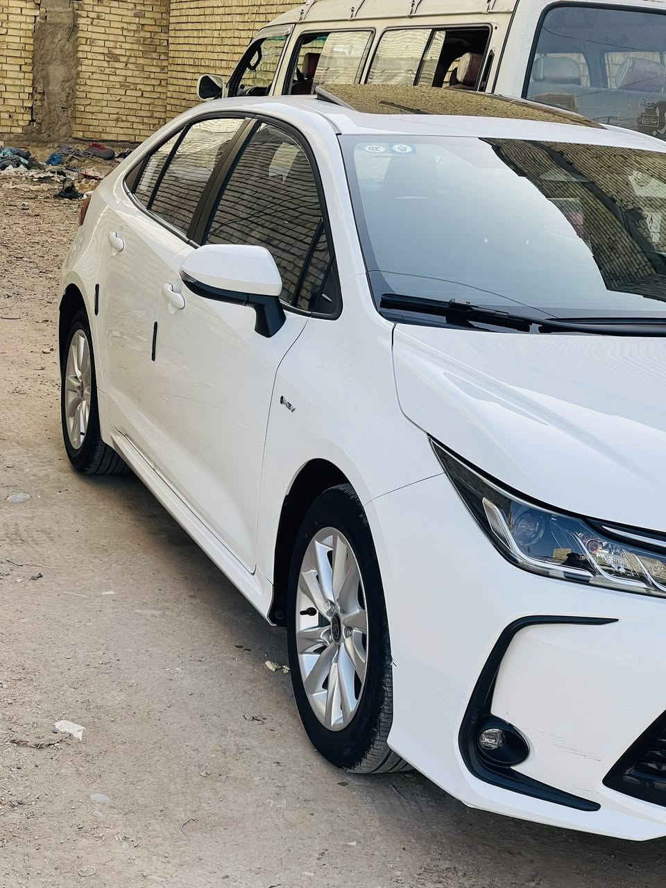 السلام عليكم
كورلا للبيع مديل 2024 
ماشيه 20 
بوضع الشركه كفاله عامه من الزلغ  والرصعه 
السعر  147  بيهه مجال بسيط 
مكان  بغداد تقاطع درويش التراث 

رقم الهاتف ***********
