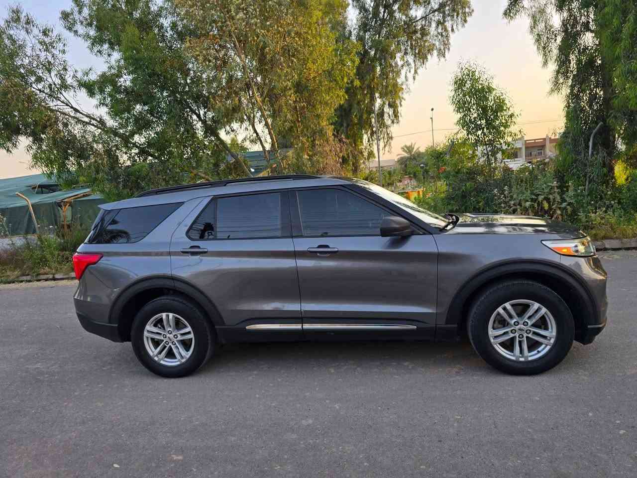 للبيع
سعر 186$
 فورد أكسبلور 2022 مواصفات XLT ماشية 70
وارد امريكي 
🚫تبديل بوند وصبغ جاملغ اليمين مرفوق رقم الشاصي  مع الصور 
محرك ٤ سلندر حجم 2.3 
كير اوتوماتيك شرط المحرك والكير 
رقم بغداد دولي  بأسمي سنوية  هزّة جديدة شرط التحويل 
مواصفات 
كشنات تدفئة وكهرب 7 راكب /
 3قطع تبريد مركزي❄️❄️
 تشغيل عن بعد .. بصمة تشغيل .. بصمة ابواب .. صندوك كهرباء .. رادار جانبي .. رادار خلفي .. توقف ذاتي .. شاشة جبيرة .. نظام خرائط .. نظام اندرويد
 لايت بك لايت ليد + زينون بلاد ..
سيارة جاهزه 
 موصل الايسر 
***********
***********
