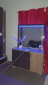 غرفة نوم • للبيع