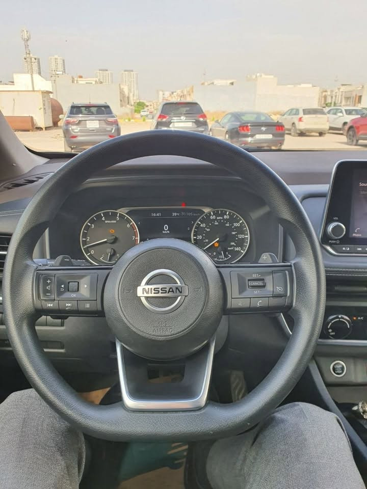 ٤ سلندر
نيسان روك ٢٠٢١
مكينة ٤ سلندر ٢٥٠٠
بس بونت صبغ 
مواصفات s
سيارة كلش نضيفة، كير معرك كهربائيات كل بشرط 
***********
***********
