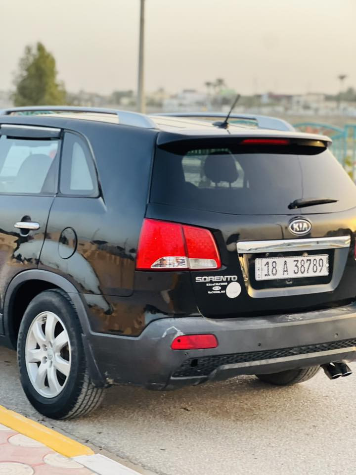 السلام عليكم 
سورنتو 2014 امريكي سياره نضيفه وضربتها خفيفه بالجنطه فقط مكفوله من كلشي محرك 2400 جي دي اي 
السعر :130 وبيها مجال 
العنوان: كربلاء طويريج 
اتصال: ***********
