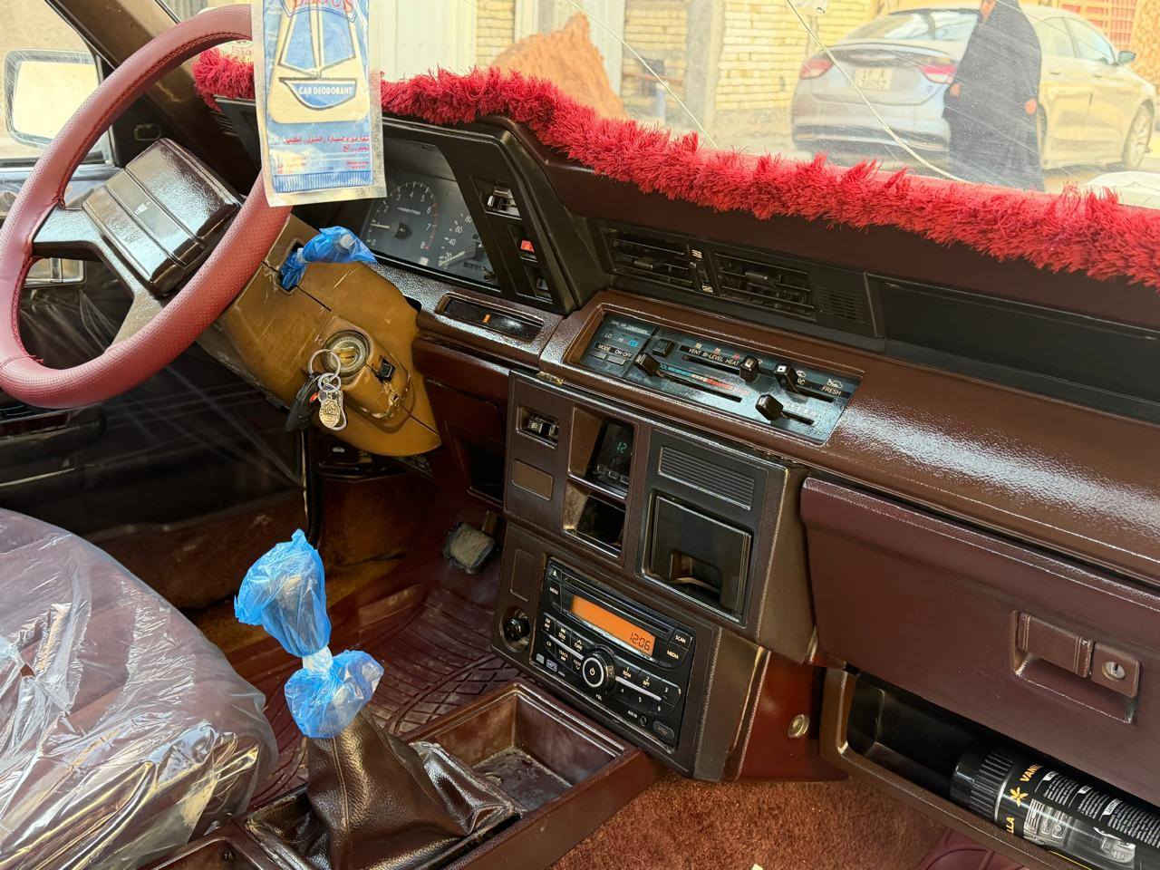 للبيع تويوتا سوبر موديل 1984رقم بغداد بدون صبغ بدون تبديل حتى بدون خياس كير ومحرك تخم تاير جديد السعر72 وبيها مجال بسيط مكانه نجف للاستفسار اتصل *********** النجف, العراق
