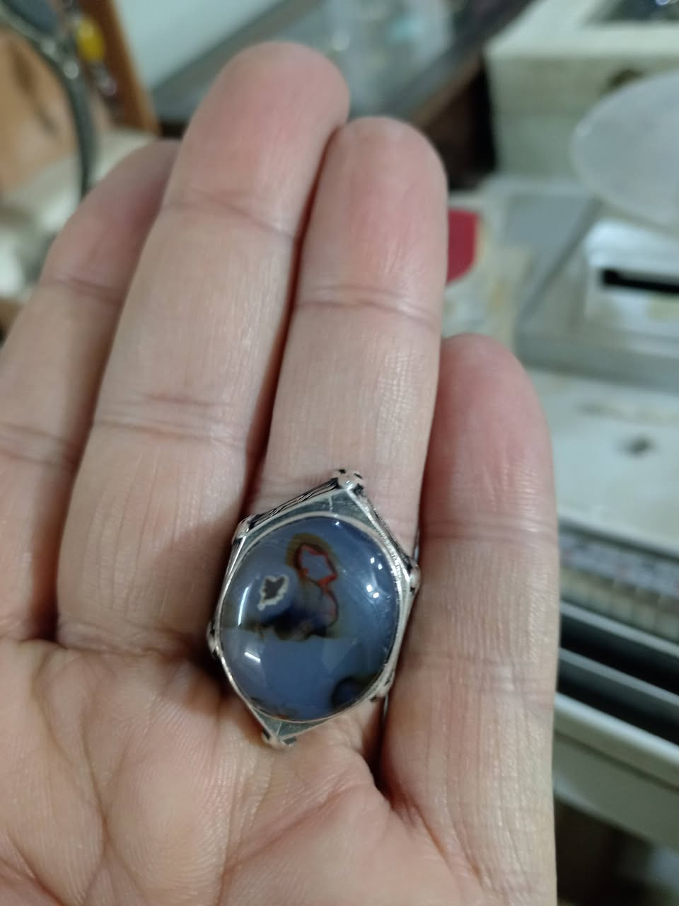 خاتم عقيق يماني مصور بسعر ٤٥ الف
العنوان كركوك /تازة ولدينا توصيل لجميع المحافظات وأي إستفسار الإتصال بالواتساب ***********
