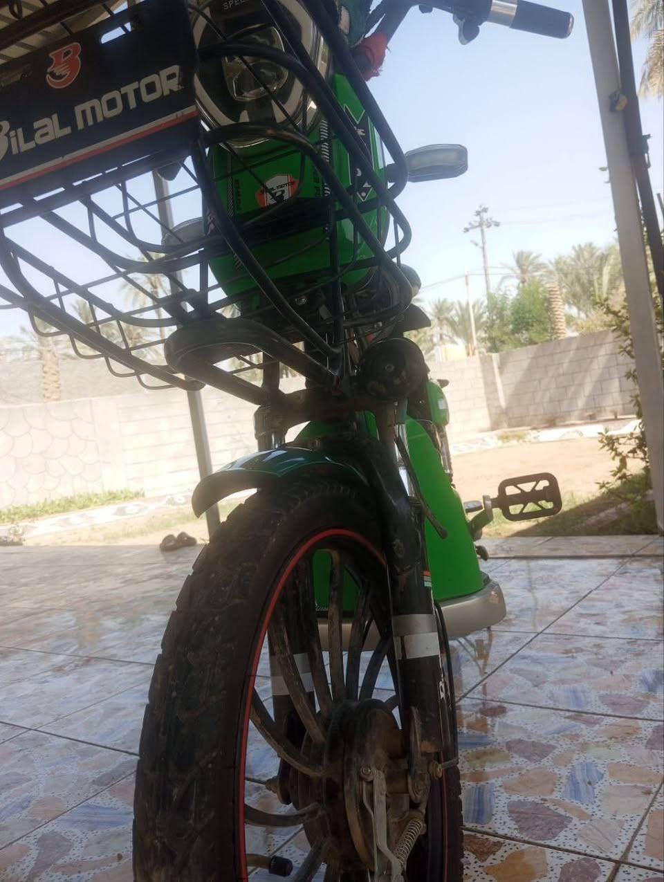 السلام عليكم بايسكل شحن الG11بطاريات جديدات ملف جديد بس مشكلته اشارات ما تشتغل الاستفسار الرقم***********
