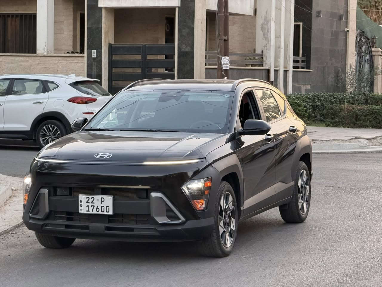 --
للبيع – هيونداي كونا 2024 🚘
🔹 رقم اربيل تحويل للمشتري
🔹 الموديل: 2024 / وارد أمريكي
🔹 المسافة المقطوعة: 15000 mi فقط
🔹 المحرك: 2000cc – دوش
🔹 الحالة: السيارة بحالة الوكالة (جداً نظيفة)
✅ المواصفات:
SEL تجي فول عدا السلايت 
محرك المرغوب 2000 دوش 
 • رادار أمامي + جانبي + خلفي
 • تحديد مسار + مانع تصادم
 • دخول ذكي + بصمة تشغيل + بصمة أبواب
 • شاشة متصلة حجم 12.3 إنج مع نظام Apple CarPlay
 • كاميرا دوارة + شاشة عدادات متغيرة + شاشة أعطال. تبريد قطعتين . شاشة متصلة مع دشبول الكتروني بالكامل 
 • أوتو هولد + أوتو ستوب + سايد بريك بصمة
 • نظام نزول منحدرات + أوضاع قيادة متعددة
 • إنارة LED نهاري وخلفي + لايت زينون
 • داخل أوف وايت بالكامل 
 • منافذ شحن Type-C
 • الحادث بسيط ( بدون صبغ السيارة بدون ايرباك بدون تبديل اي قطعة فقط جاملغ مفتوح وبي بارد جداً بسيط تعديل فقط 
📞 للاستفسار: ***********  
بغداد المنصور 
واتساب او الاتصال عالرقم
