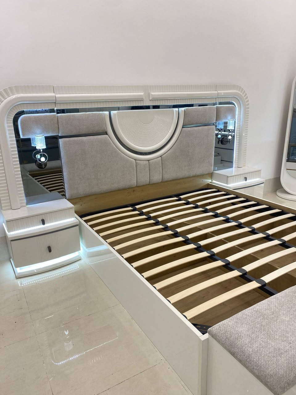 فتح وشد جميع انواع الغرف بسعر مناسب ***********واتساب واتصال
