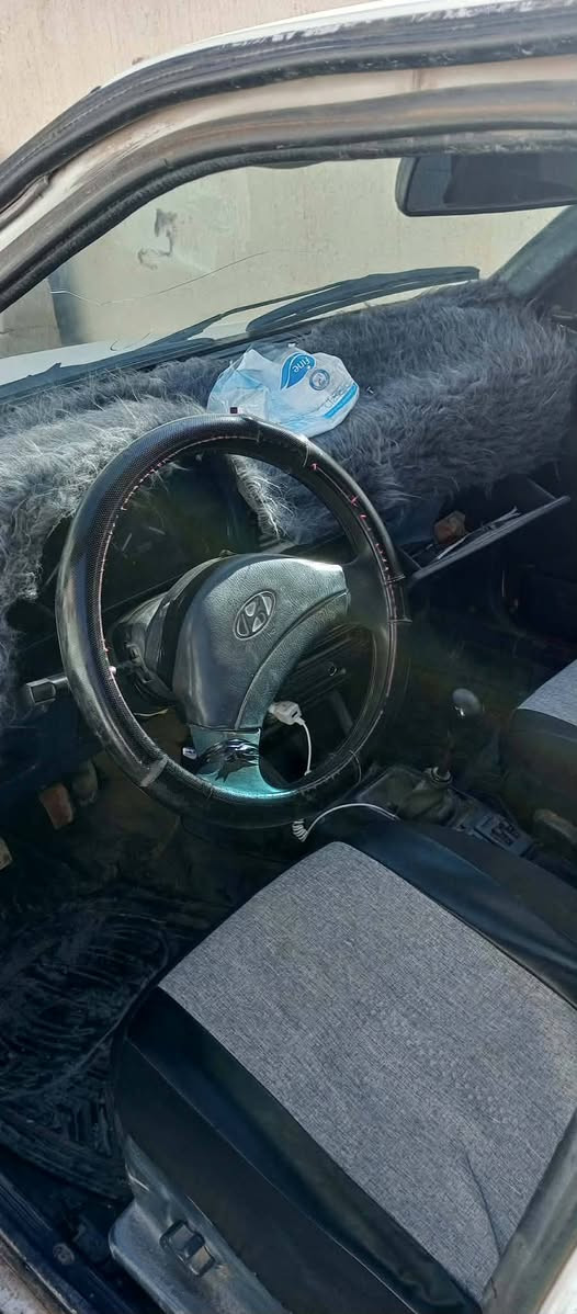 السلام عليكم هونداي اكسل موديل ٩٣ گير عادي سياره حلوه شوكت متريد تحويل احولك محركها بي تنقيص قليل كلش مابيها صرف بانزين حماوة ربع قاعدة الدبل الخلفي جان بيها فطر وصلحته تصليح ممتاز نواقصها فقط التبريد وزوج تايرات اماميه نص عمر  غراضها كلها مال النترا جيب وشد سعرها ١٩ ورقه بيها مجال قليل  رقمها ديالى. عنوان السيارة واسط الصويرة   للاستفسار اتصال خط واتس
***********
