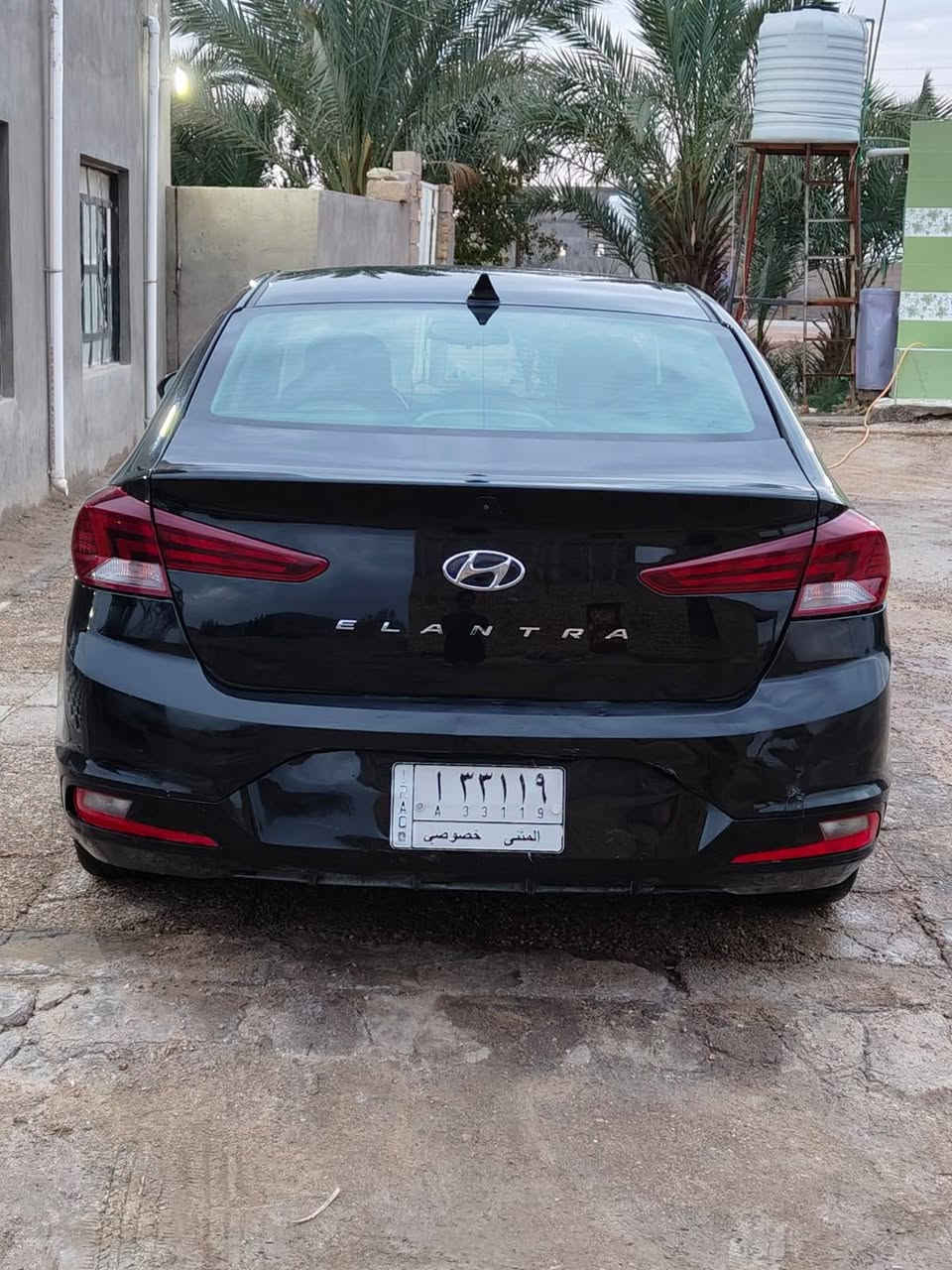 النتراء 2020 امريكي
فول موصفات 
بصمه + بصمه ابواب + بنوراما 
محرك 2000 دوش + كير  At المرغوب
تبريد خير من الله  السياره ماناقصهه شي 
مبدل بنيد فقط 
السعر _125 
***********
