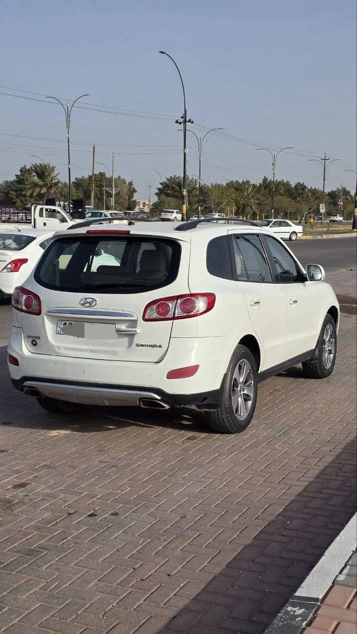 هونداي سنتافي 2012 خليجيه شركه عامه
محرك 6 سلندر 7 راكب
رقم بابل الدولي بأسمي سنويه وهزه وارقام كله جديد
سياره حلوه وجاهزه وترايها حلو
بيها صبغ جاملغ امامي جهه السايق ودور الجاملغ الخلفي جهه الصدر والباقي مكفول
السعر 138 وبيها مجال بسيط
للاستفسار ***********
مكان السياره كربلاء 
غير متواجد على النت
