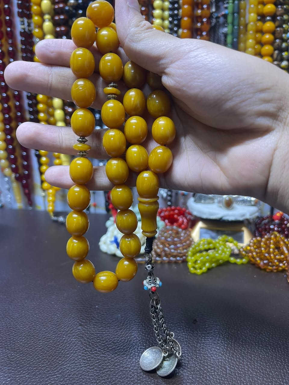سندلس الماني 📿
33حبة 📿

يوجد توصيل 
للتواصل خاص او على الرقم واتساب

***********
