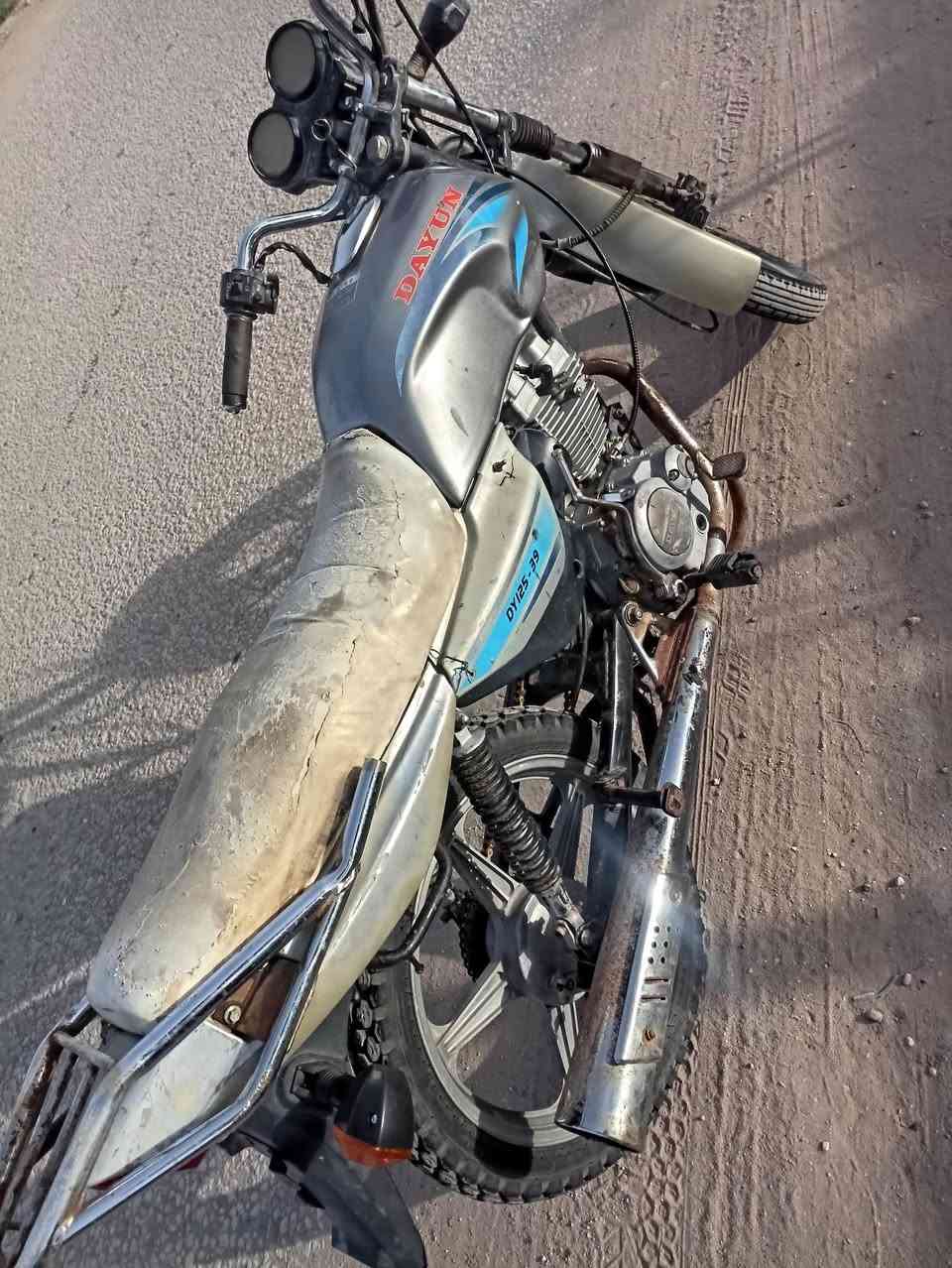 دايون عضم 2018 اوراق محرك نضيف ناعم كلش نكره سلف اشاير كله شغال دراجه ما عايزه شي سعره 425 و بيه مجال ***********
***********واتس
