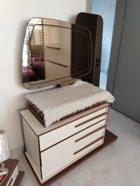 غرفه نوم • ٥ قطع • بدون صورة