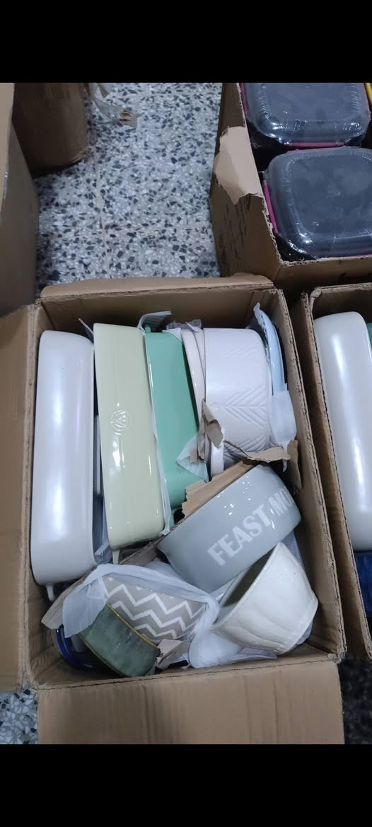 بايركس حراري 
كارتون طابقين خشن وناعم 
كل القطع بالكارتون حراري تدخل فرن 
للحجز مراسلة الخاص او واتساب *********** 
عنوان صلاح الدين قضاء الدور 
متوفر توصيل لكل المحافظات والاقضية
