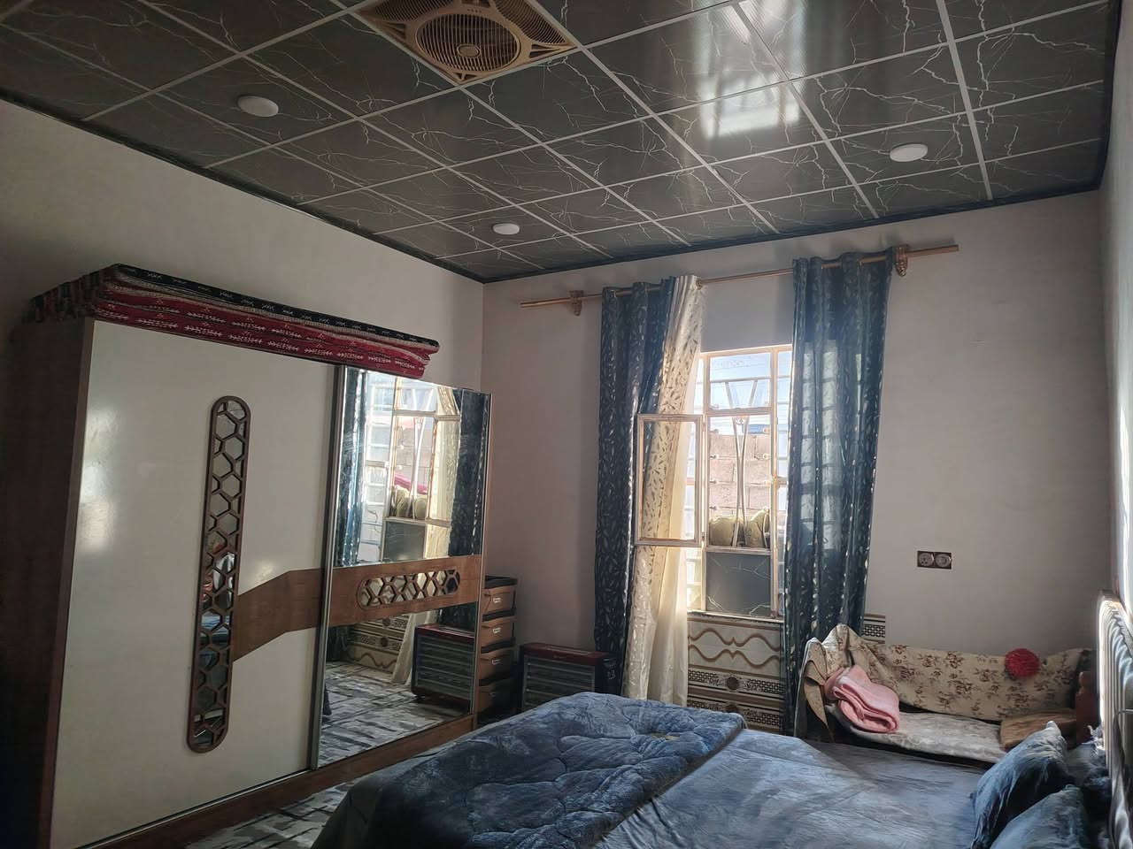 السلام عليكم
بيت للبيع تقاطع الخصم قرب جامع الحلو  المساحه 360
سند زراعي اهلي

السعر 45 
رغم الهاتف

***********
