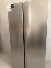 مرحبا  ثلاجة ومجمده للبيع  عاموديه بابين  نوع هايسنس جديده صار شهر من ...