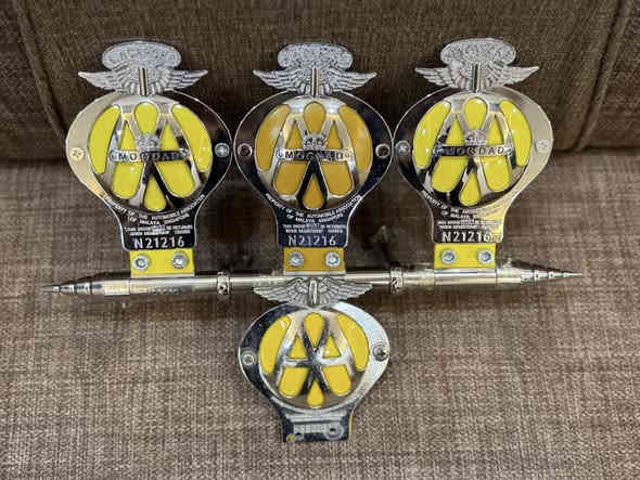 السلام عليكم بوري توج AA اصليات فحصص سعرهن شلع 70شراي يتصل وبخدمتكم توصيل موجود مكاني بغداد***********
