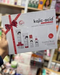 مجموعة تفتيح • حمض الكوجيك • واقي شمس SPF50