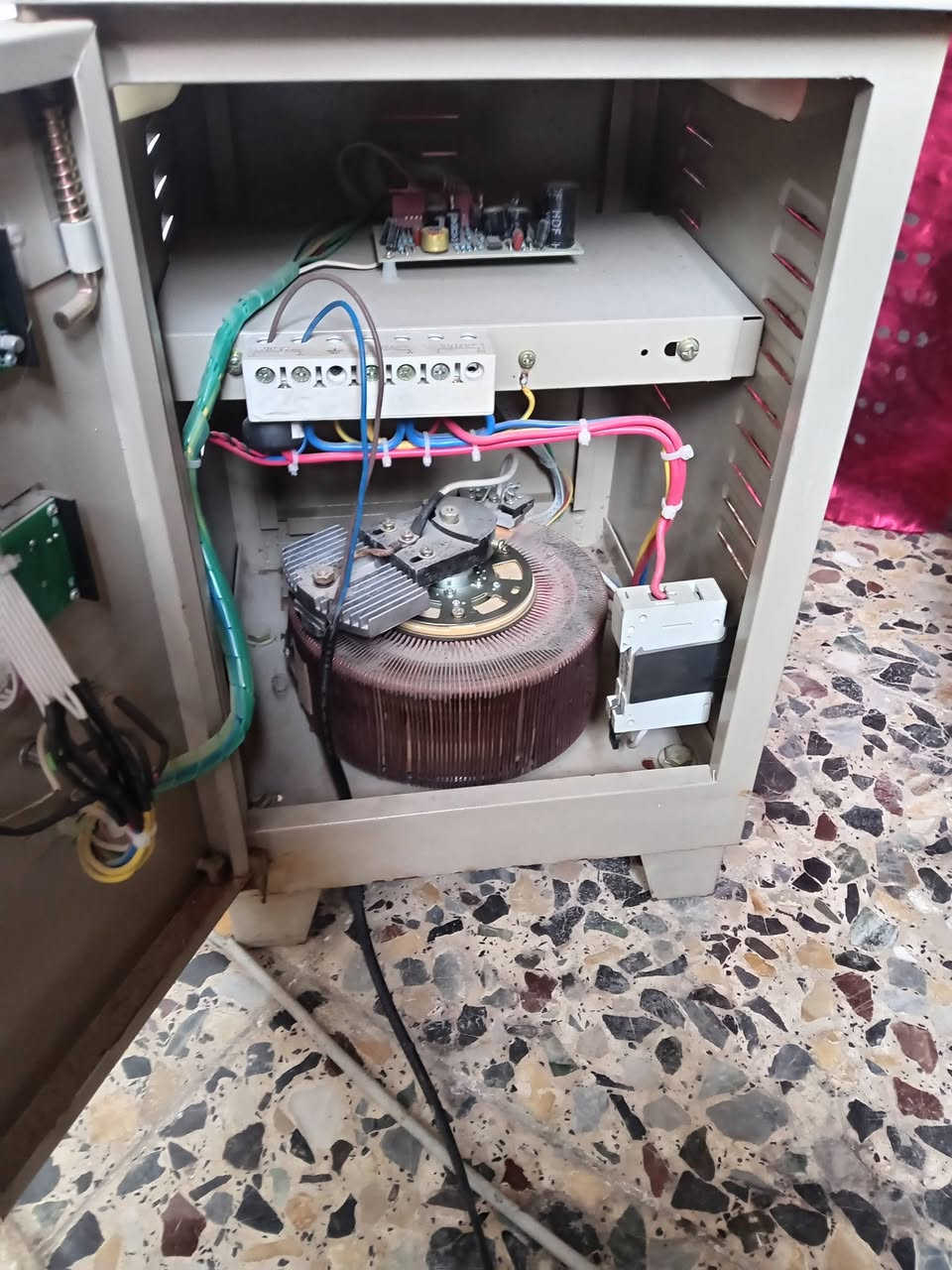 رافع قدوه مال سبلت طنين السعر 100قفل بغداد الرشاد


**إذا كنت صاحب هذا الإعلان وتريد حذفه لأي سبب، رجاءا أرسل رسالة إلى الدعم الفني**